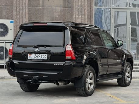 Toyota 4Runner, 2008 — photo 3
