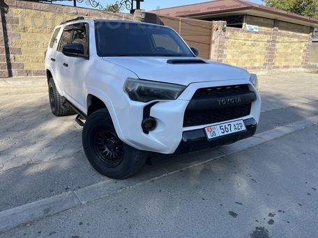 Toyota 4Runner, 2018 — сүрөт 1