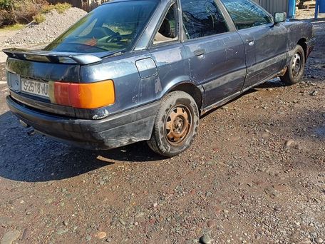 Audi 80, 1989 — сүрөт 1