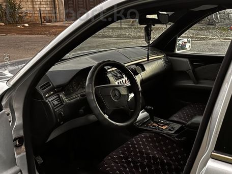 Mercedes-Benz E-Класс, 1996 — сүрөт 5