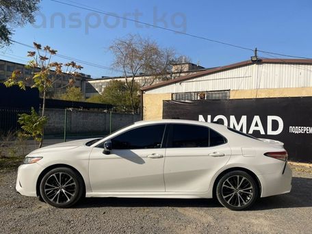 Toyota Camry, 2018 — photo 6