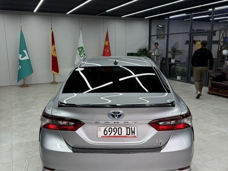 Toyota Camry, 2022 — фото 4