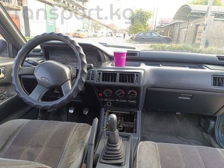Mitsubishi Galant, 1989 — сүрөт 4