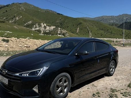 Hyundai Avante, 2019 — 照片 1