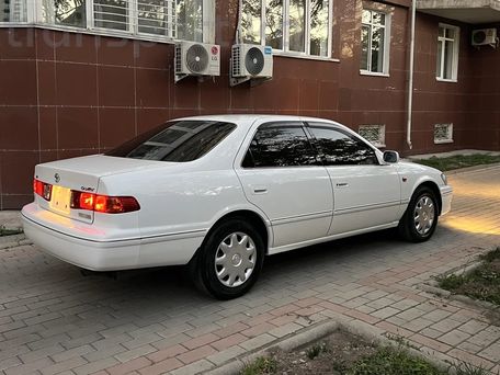 Toyota Camry, 2000 — photo 4