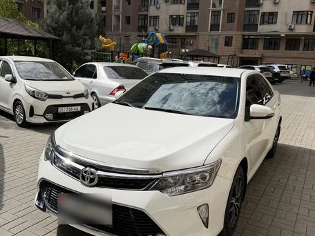 Toyota Camry, 2017 — фото 1
