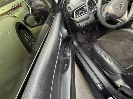 Toyota Camry, 2017 — фото 9