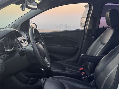 Chevrolet Spark, 2018 — 照片 5