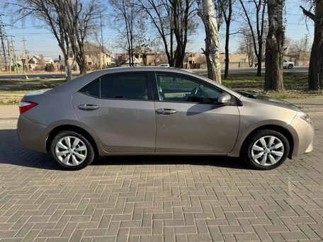 Toyota Corolla, 2014