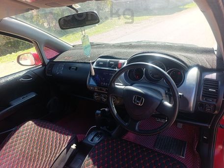 Honda Fit, 2002 — photo 9