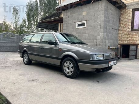 Volkswagen Passat, 1993 — сүрөт 16