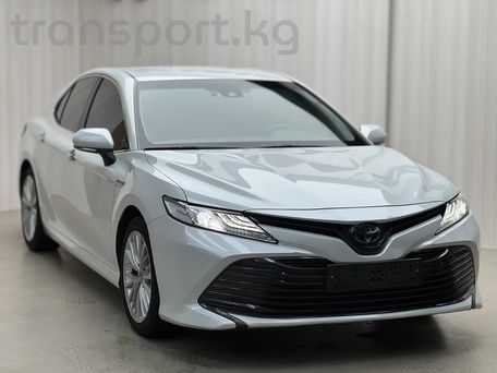 Toyota Camry, 2019 — photo 1