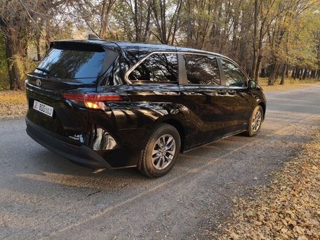 Toyota Sienna, 2021 — photo 5