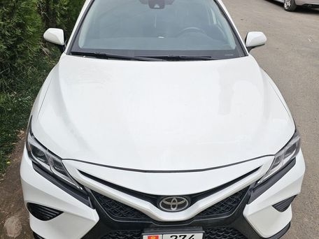 Toyota Camry, 2018 — сүрөт 10