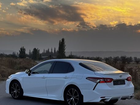 Toyota Camry, 2017 — сүрөт 7