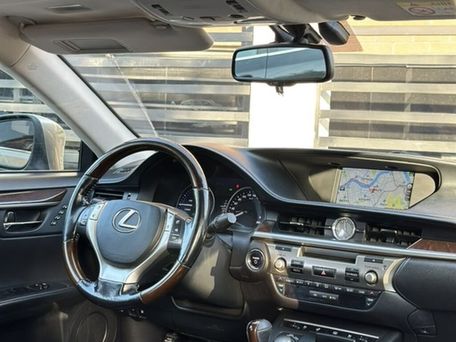 Lexus ES, 2015 — 照片 8