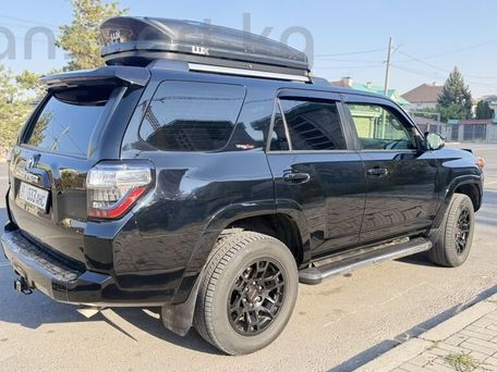 Toyota 4Runner, 2018 — 照片 2