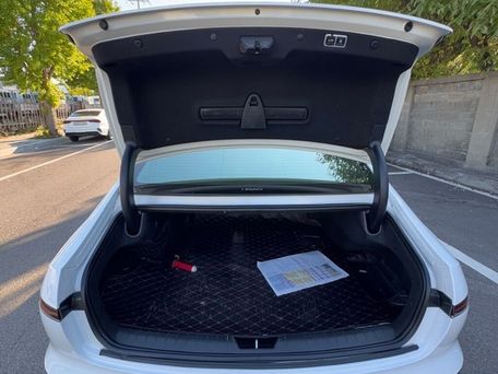 Hyundai Grandeur, 2023 — 照片 3