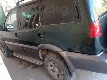 Nissan Terrano, 1999 — photo 1