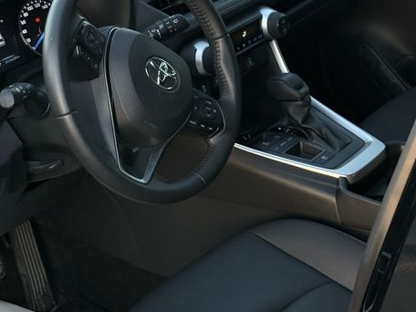 Toyota RAV4, 2021 — сүрөт 13