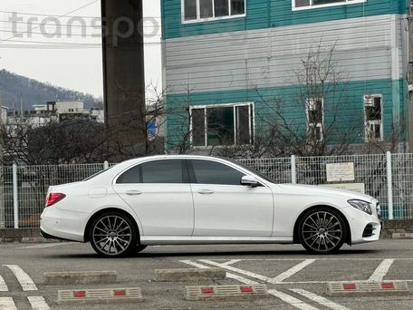 Mercedes-Benz E-Class, 2020 — photo 3