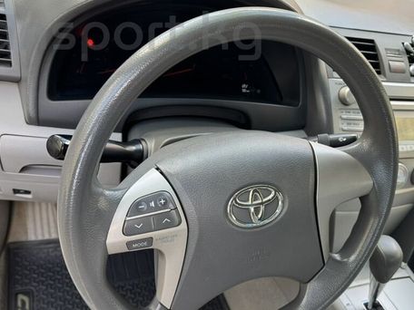 Toyota Camry, 2010 — 照片 11