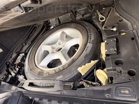 BMW X5, 2004 — photo 9