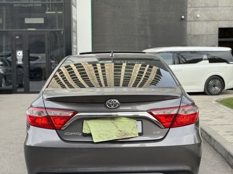 Toyota Camry, 2017 — 照片 6
