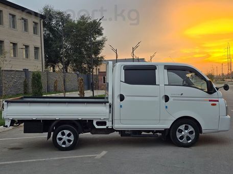 Hyundai H-1, 2020 — photo 12
