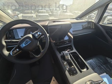 GAC Trumpchi M8, 2026 — photo 3