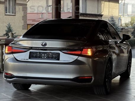 Lexus ES, 2019 — 照片 4