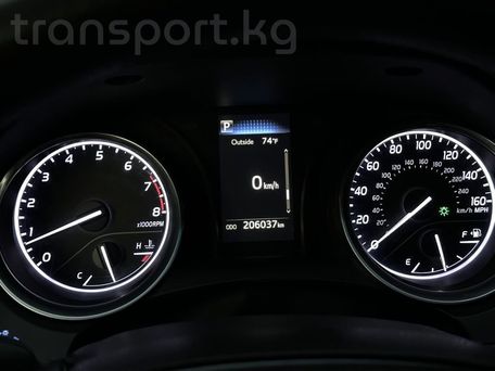Toyota Camry, 2018 — сүрөт 10