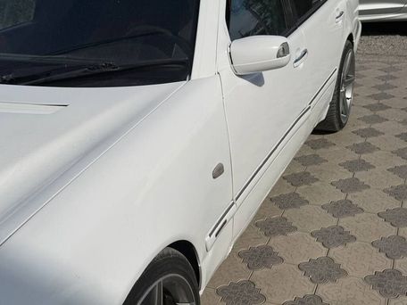 Mercedes-Benz E-Класс, 1997 — сүрөт 3