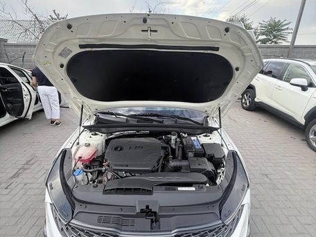 Kia K5, 2022 — 照片 13