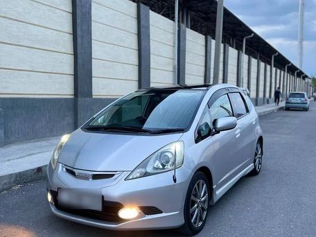 Honda Fit, 2010 — фото 1
