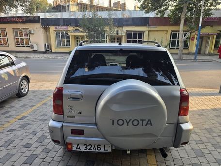 Toyota RAV4, 2002 — сүрөт 4
