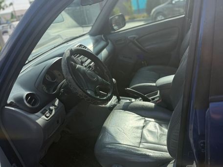 Toyota RAV4, 2001 — сүрөт 8
