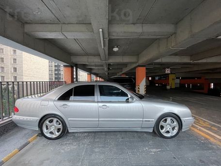 Mercedes-Benz E-Класс, 2001 — 照片 4