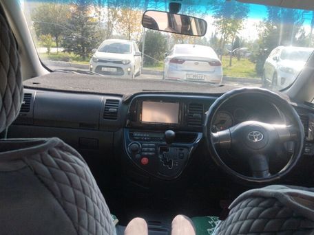 Toyota Wish, 2003 — 照片 5