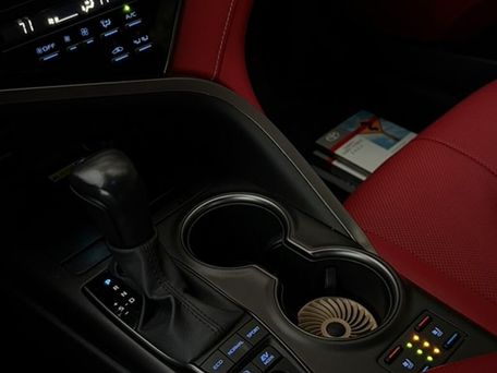 Toyota Camry, 2023 — сүрөт 11