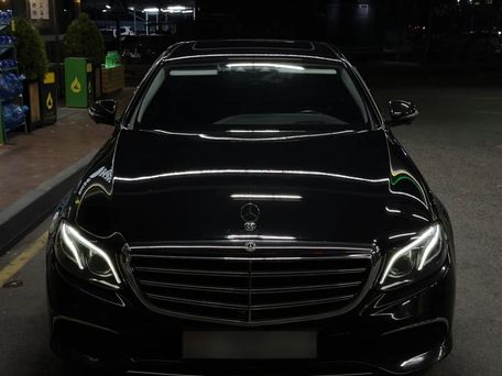 Mercedes-Benz E-Class, 2018 — photo 4