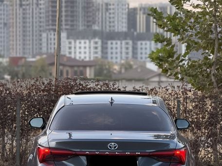 Toyota Avalon, 2019 — фото 7