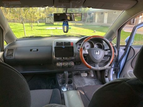 Honda Fit, 2003 — photo 7