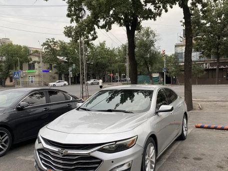 Chevrolet Malibu, 2021 — сүрөт 2
