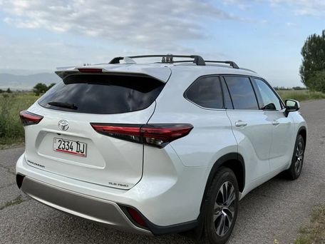 Toyota Highlander, 2022 — photo 3