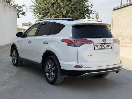 Toyota RAV4, 2018 — фото 10