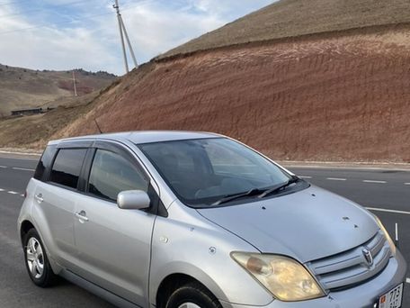 Toyota Ist, 2003 — 照片 2
