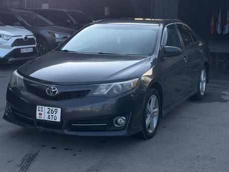 Toyota Camry, 2013 — photo 2