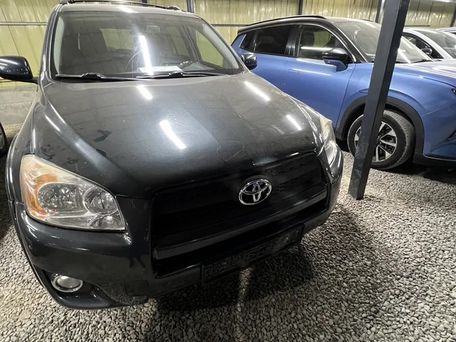 Toyota RAV4, 2010 — фото 1