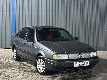 Volkswagen Passat, 1990 — фото 1